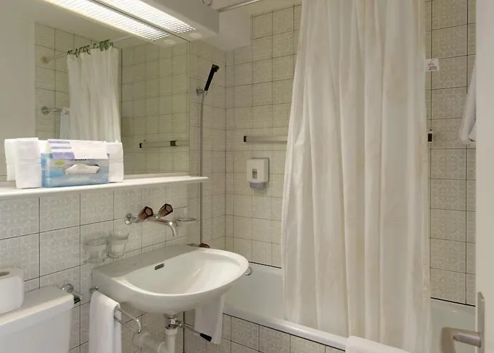 & Ξενοδοχείο Γκρίντελβαλντ